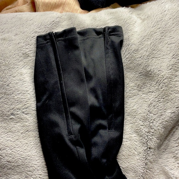 Addidas pants - Picture 6 of 11